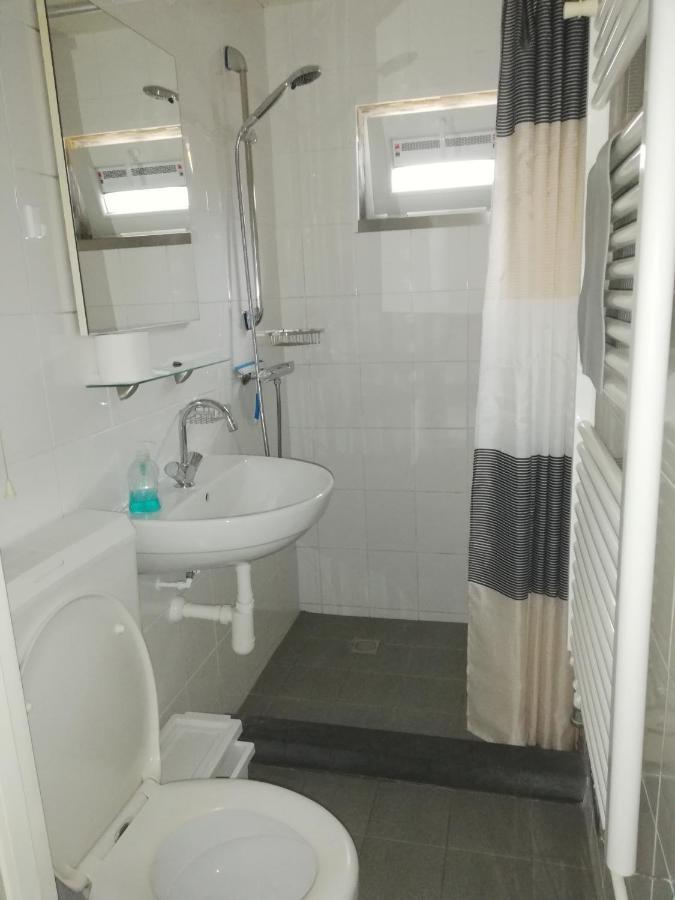 Rustige, Gelijkvloerse Vakantiewoning Met 2 Slaapkamers In Simpelveld, Zuid-Limburg Dış mekan fotoğraf